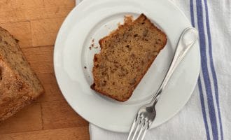 Banana & Walnut Loaf