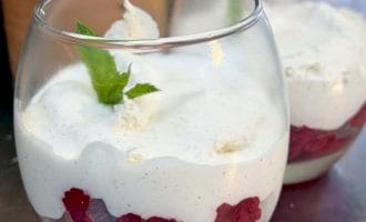 Vanilla raspberry creams